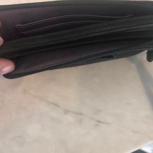 Coach wristlet - Picture 2 of 3